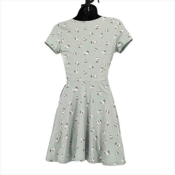 Hollister Floral Faux Wrap Mini Dress in Mint Green Size S - Picture 4 of 6